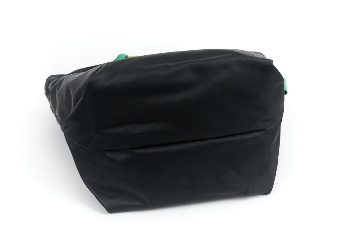 VIOLAd'ORO ヴィオラドーロ BIANCA ビアンカ ノットハンドルトートバッグM V-2175