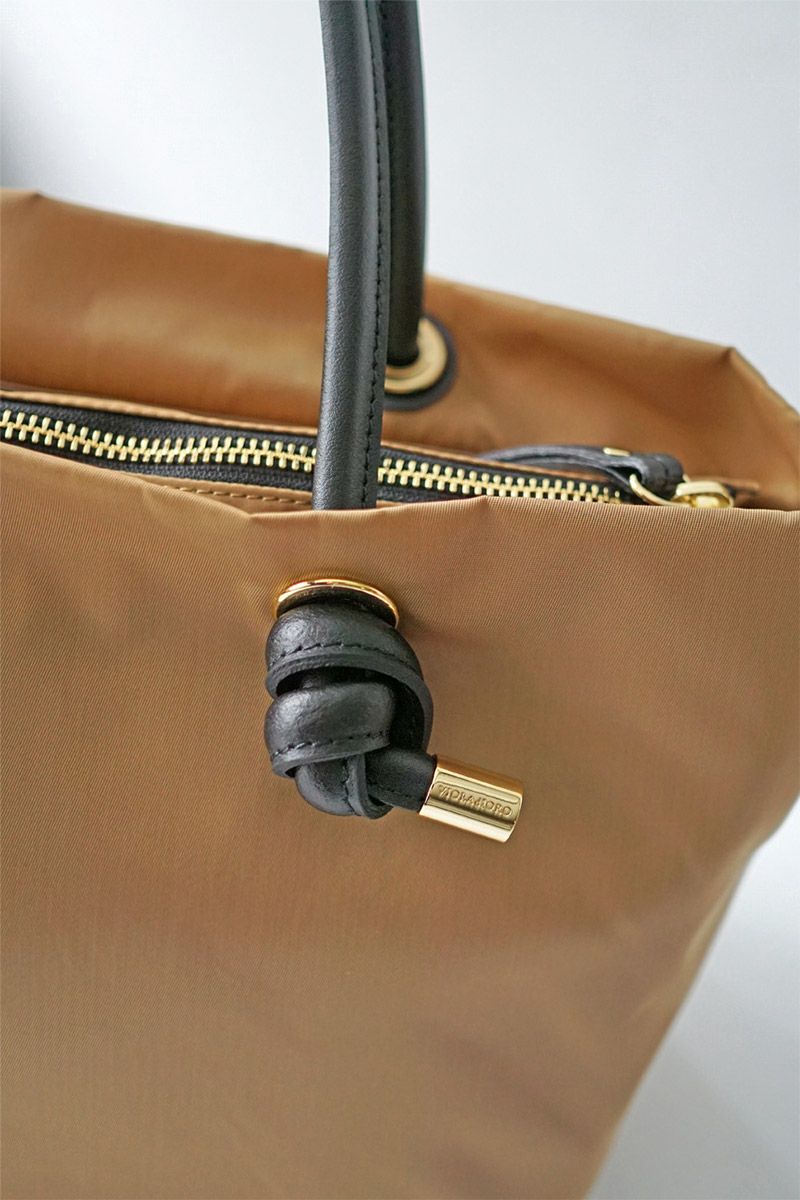 VIOLAd'ORO ヴィオラドーロ BIANCA ビアンカ ノットハンドルトートバッグM V-2175
