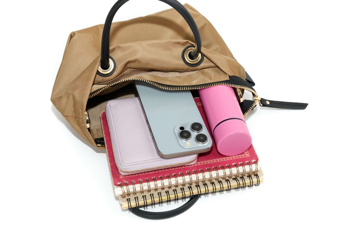 VIOLAd'ORO ヴィオラドーロ BIANCA ビアンカ ノットハンドルトートバッグXS V-2197