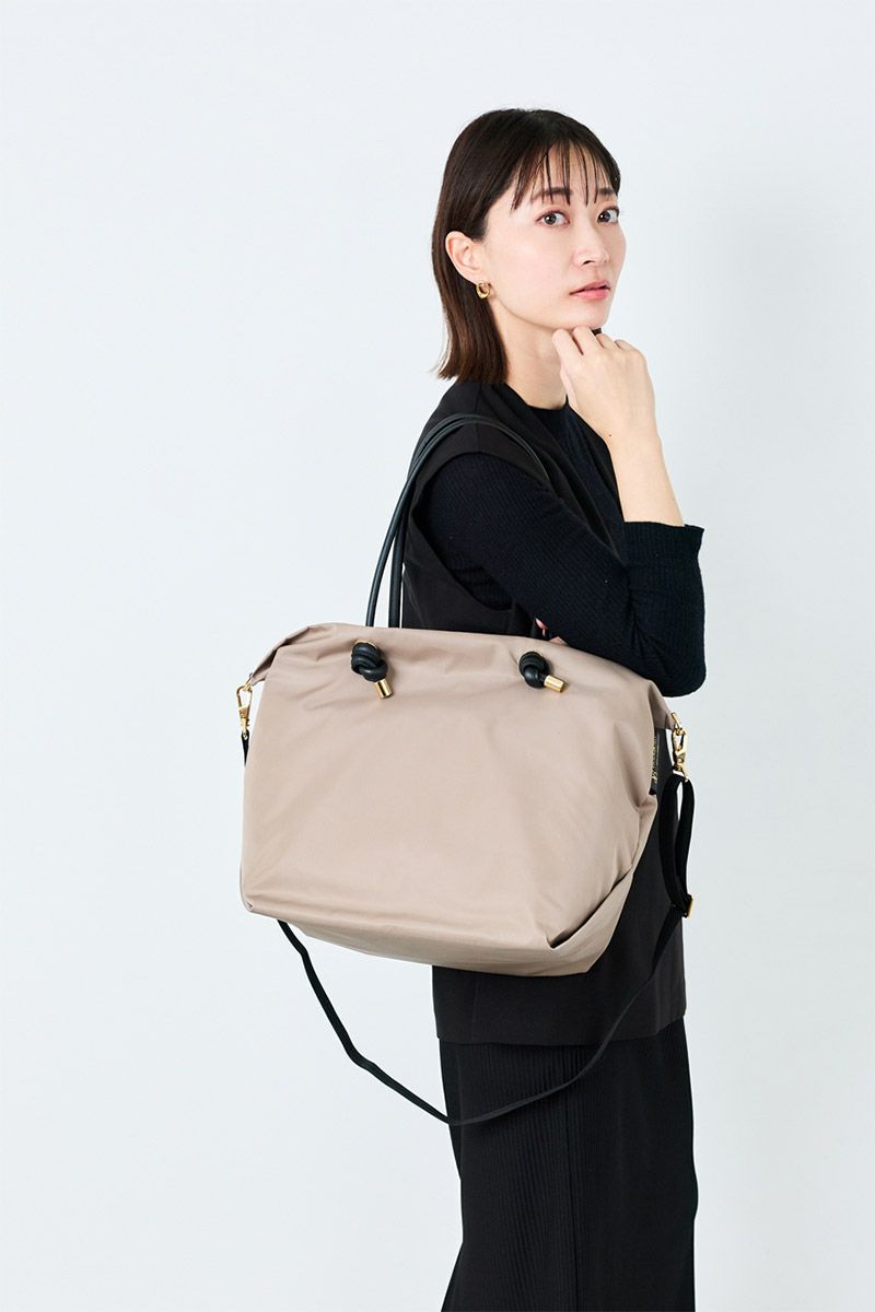 VIOLAd'ORO ヴィオラドーロ BIANCA ビアンカ ノットハンドルトートバッグML V-2204