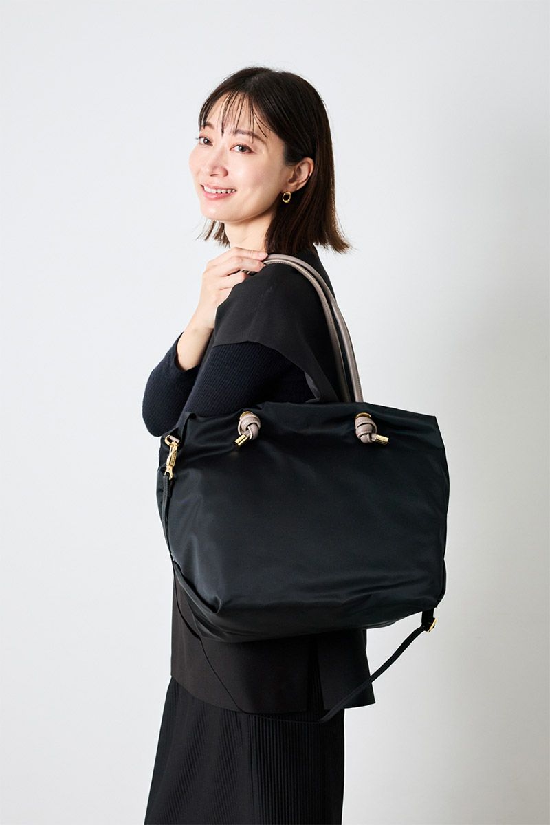 VIOLAd'ORO ヴィオラドーロ BIANCA ビアンカ ノットハンドルトートバッグML V-2204