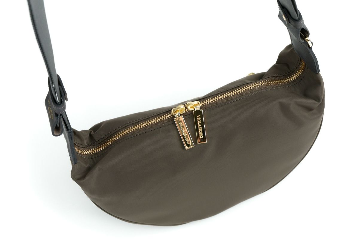 VIOLAd'ORO ヴィオラドーロ BIANCA ビアンカ ボディバッグ V-2247