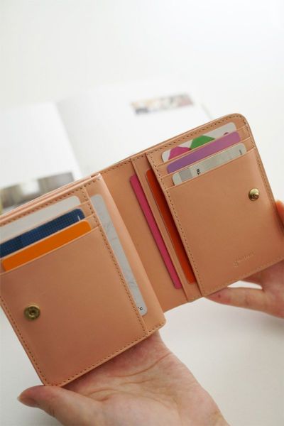 genten ゲンテン Flutter cut work フラッターカットワーク 小銭入れ付き二つ折り財布 49596