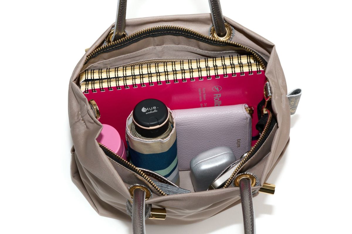 VIOLAd'ORO ヴィオラドーロ BIANCA ビアンカ ノットハンドルトートバッグS V-2224