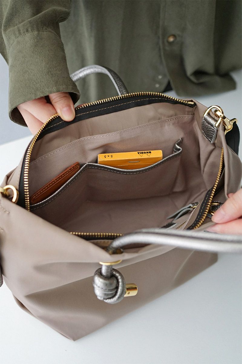 VIOLAd'ORO ヴィオラドーロ BIANCA ビアンカ ノットハンドルトートバッグS V-2224
