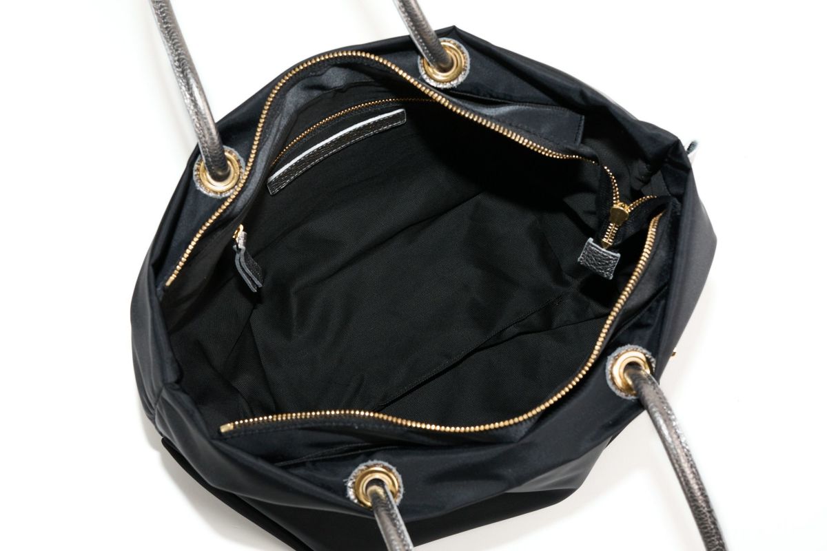 VIOLAd'ORO ヴィオラドーロ BIANCA ビアンカ ノットハンドルトートバッグM V-2225