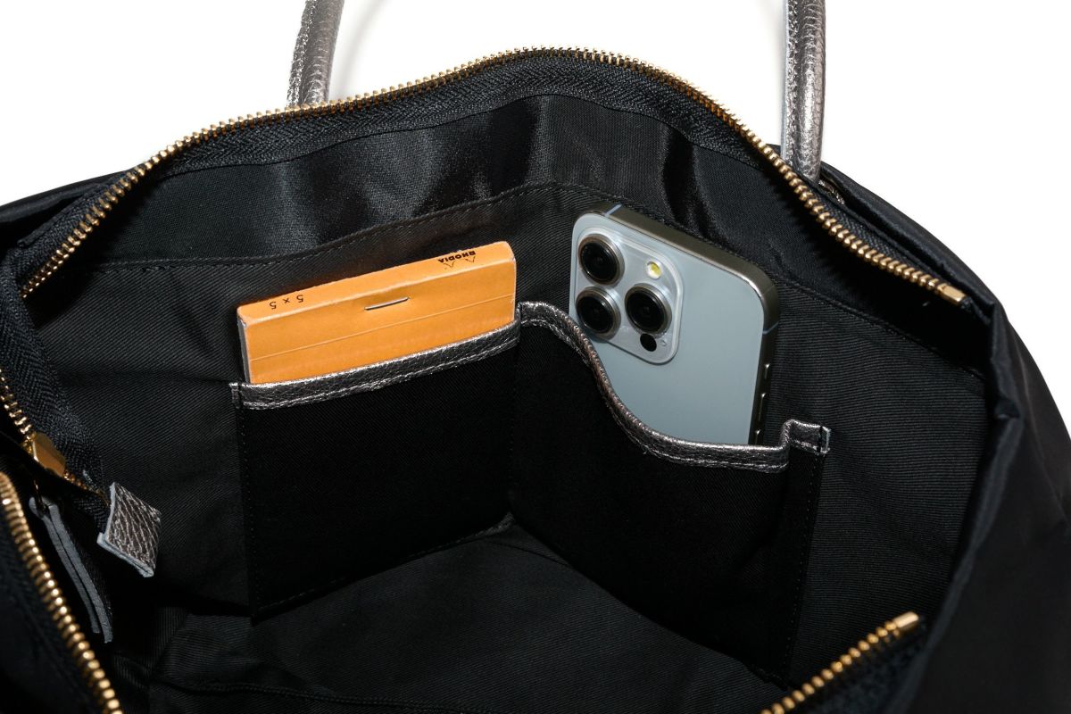 VIOLAd'ORO ヴィオラドーロ BIANCA ビアンカ ノットハンドルトートバッグM V-2225