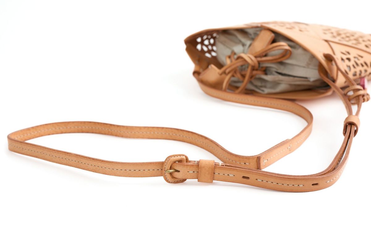 genten ゲンテン Flutter Bascket フラッターバスケット ショルダーバッグ 49576