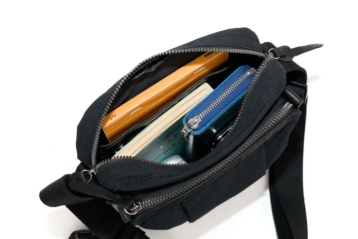 Dakota BLACK LABEL ダコタ ブラックレーベル ディグ ショルダーバッグ 1624300