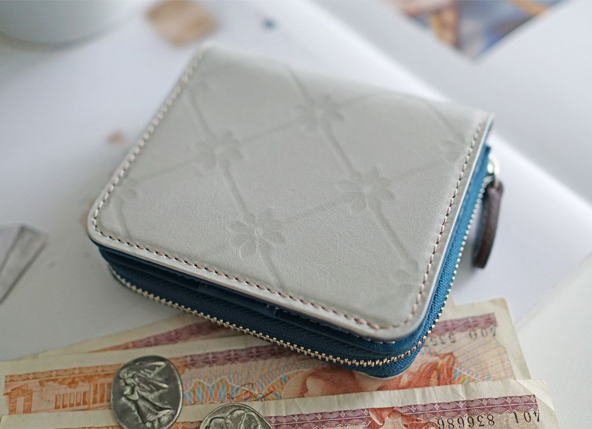 ALBERO アルベロ Stella ステッラ 小銭入れ付き二つ折り財布 7702