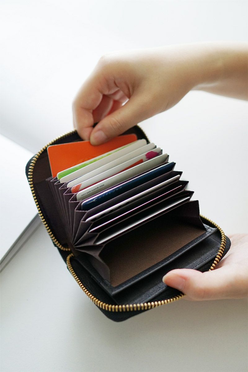 CLEDRAN クレドラン TANTE タンテ 小銭入れ付き二つ折り財布（ラウンドファスナー式 ） CR-CL3822