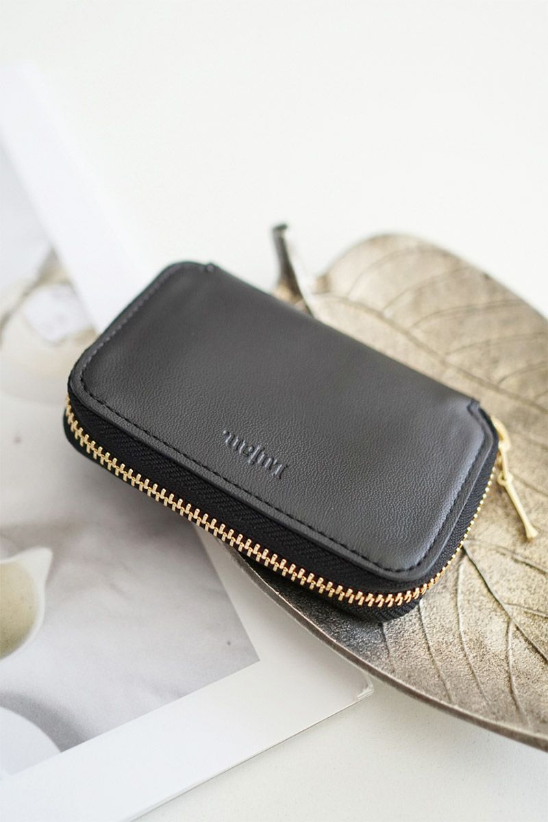 Lujan. ルワン ミニ財布（ラウンドファスナー式 ） 92552