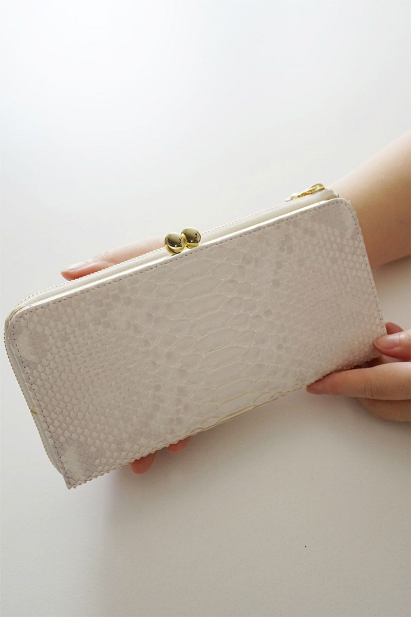 VIA DOAN ヴィア ドアン Bran python ブランパイソン 小銭入れ付き長財布 452