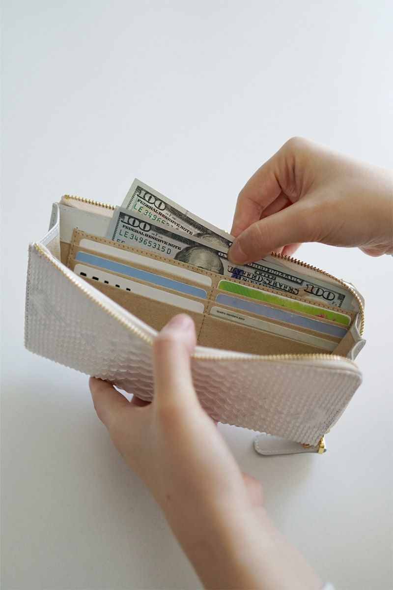 VIA DOAN ヴィア ドアン Bran python ブランパイソン 小銭入れ付き長財布 452