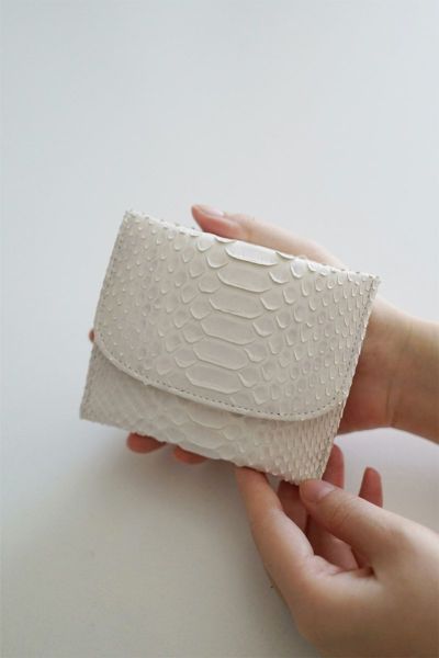 VIA DOAN ヴィア ドアン Bran python ブランパイソン 小銭入れ付き二つ折り財布 453