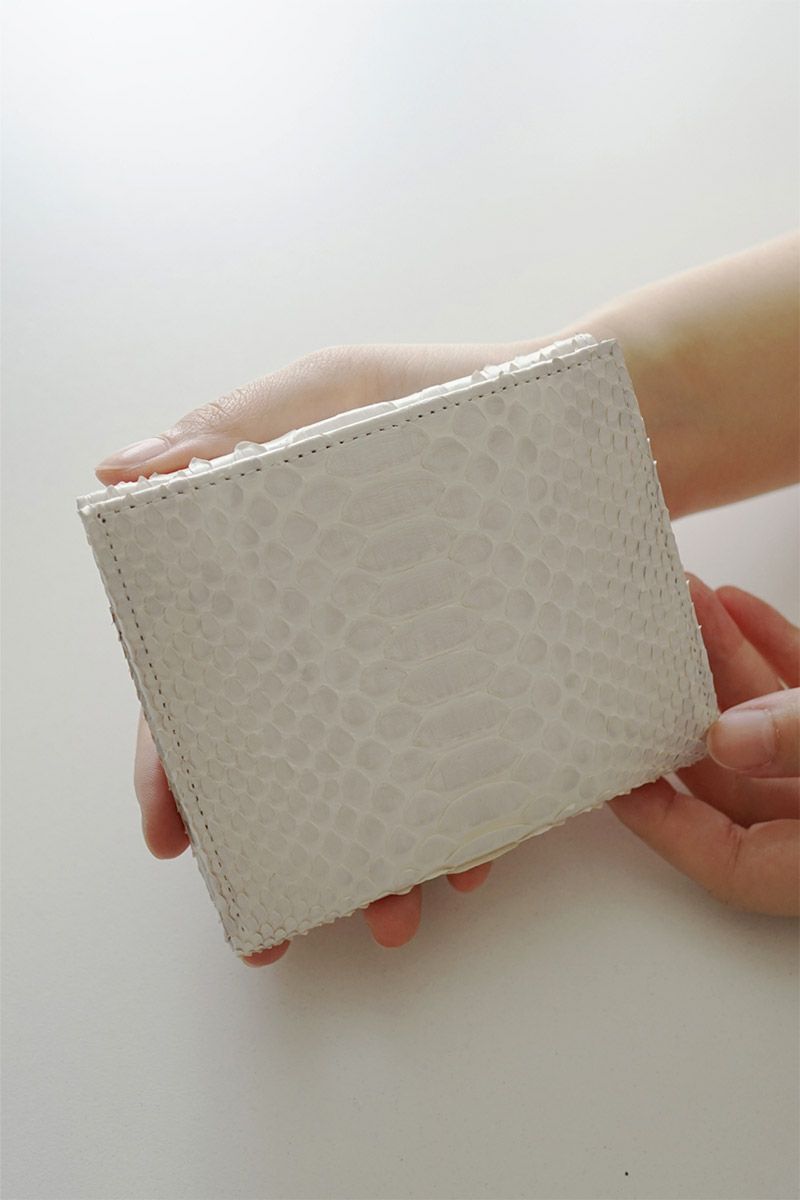 VIA DOAN ヴィア ドアン Bran python ブランパイソン 小銭入れ付き二つ折り財布 453