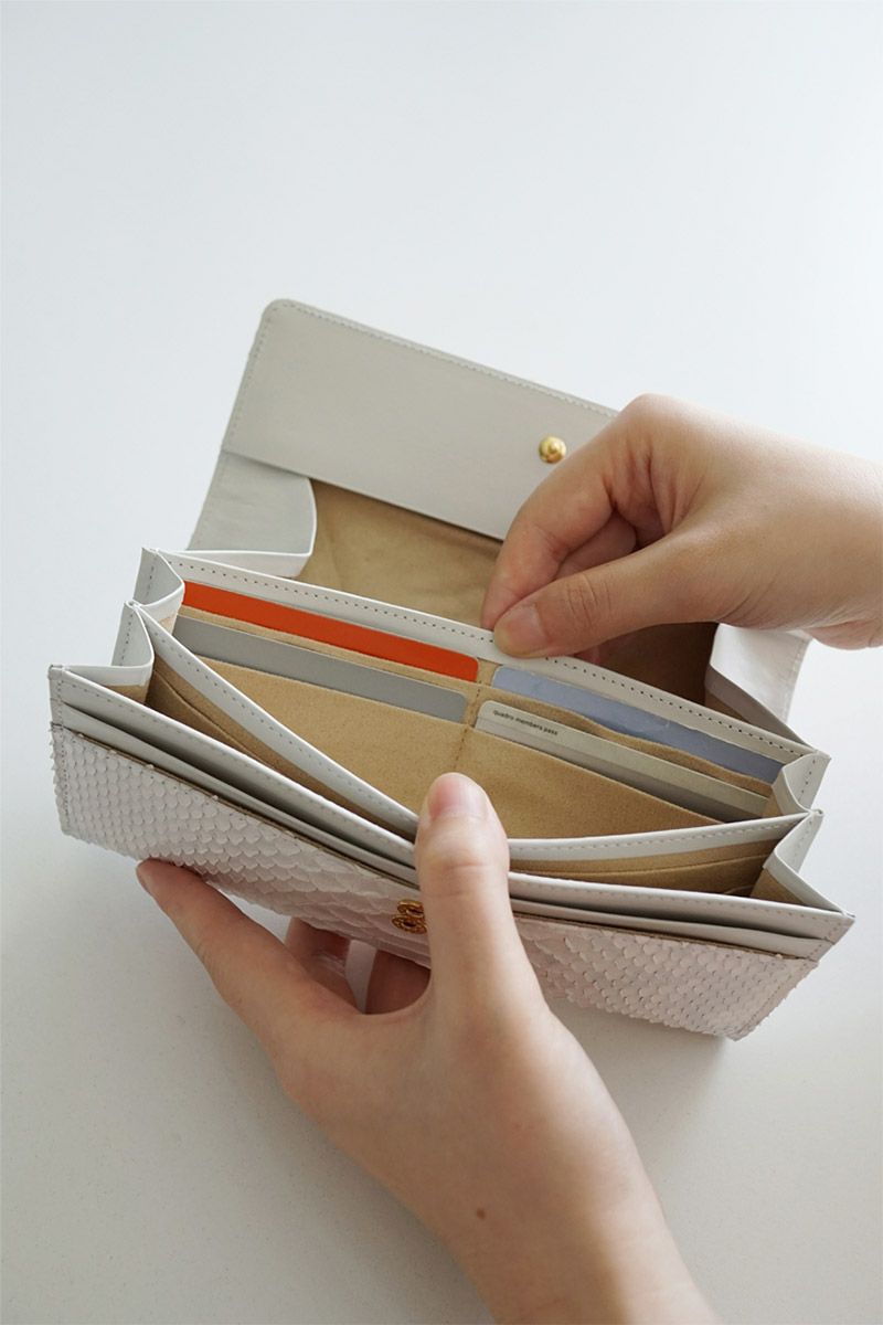 VIA DOAN ヴィア ドアン Bran python ブランパイソン 小銭入れ付き長財布 457