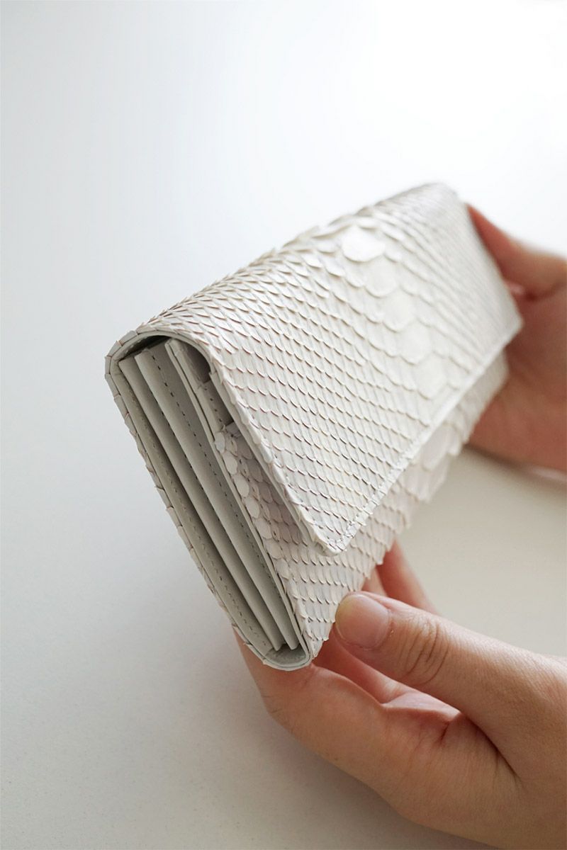 VIA DOAN ヴィア ドアン Bran python ブランパイソン 小銭入れ付き長財布 457