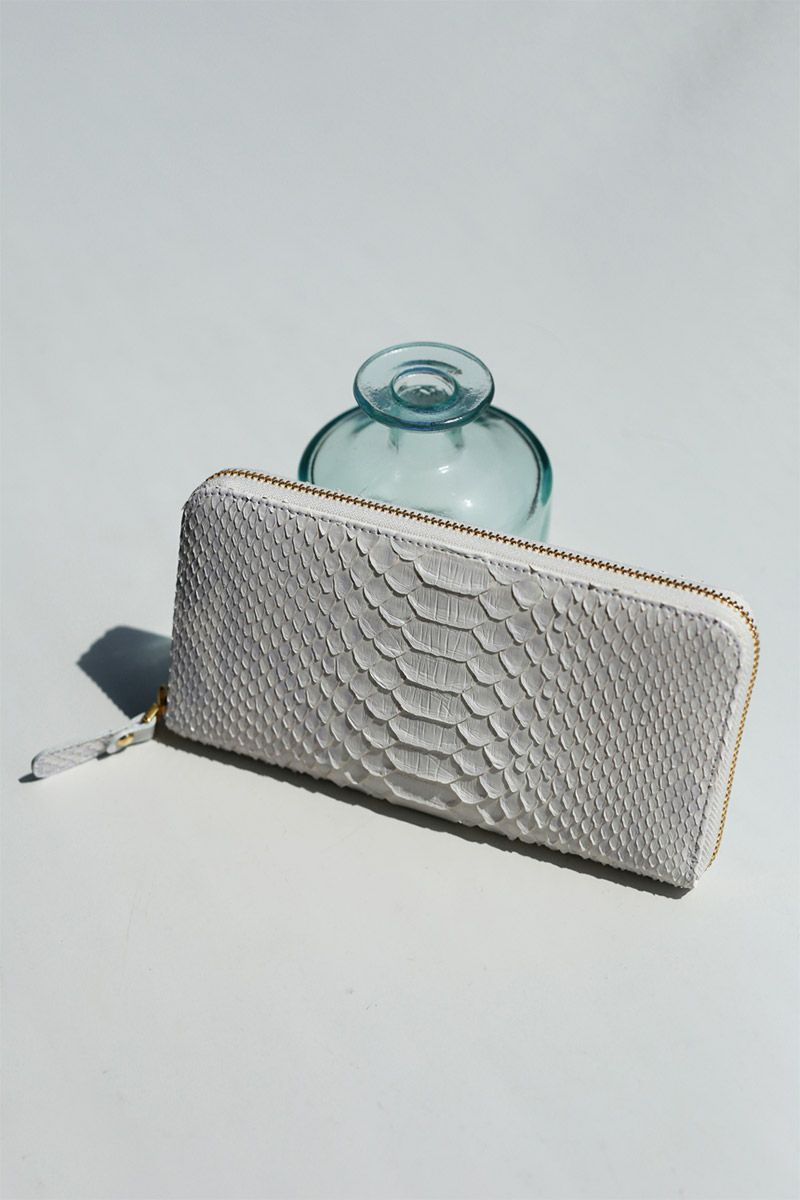 VIA DOAN ヴィア ドアン Bran python ブランパイソン 小銭入れ付き長財布（ラウンドファスナー式 ） 466