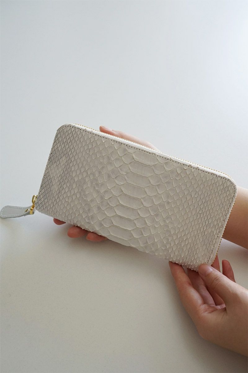 VIA DOAN ヴィア ドアン Bran python ブランパイソン 小銭入れ付き長財布（ラウンドファスナー式 ） 466