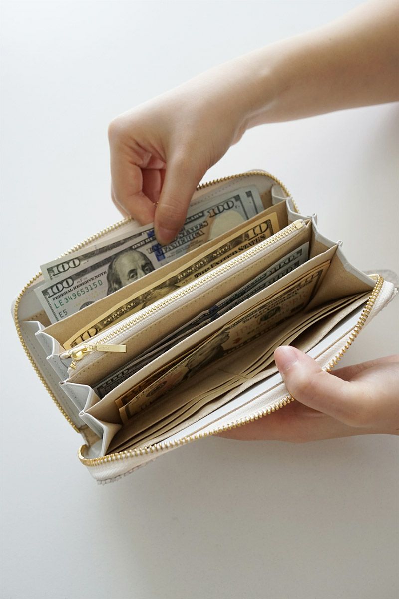 VIA DOAN ヴィア ドアン Bran python ブランパイソン 小銭入れ付き長財布（ラウンドファスナー式 ） 466