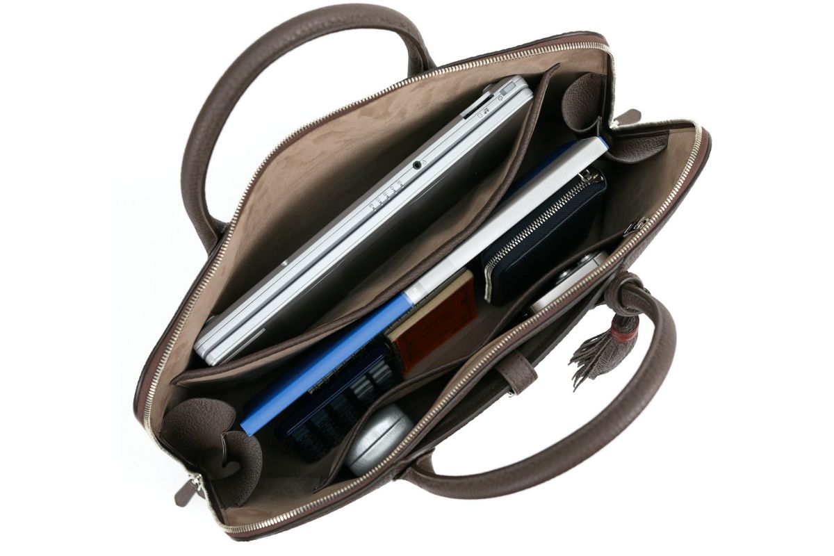 ACATE アカーテ SUPERIORE スペリオーレ ブガッティバッグ ACT-SUPERIORE