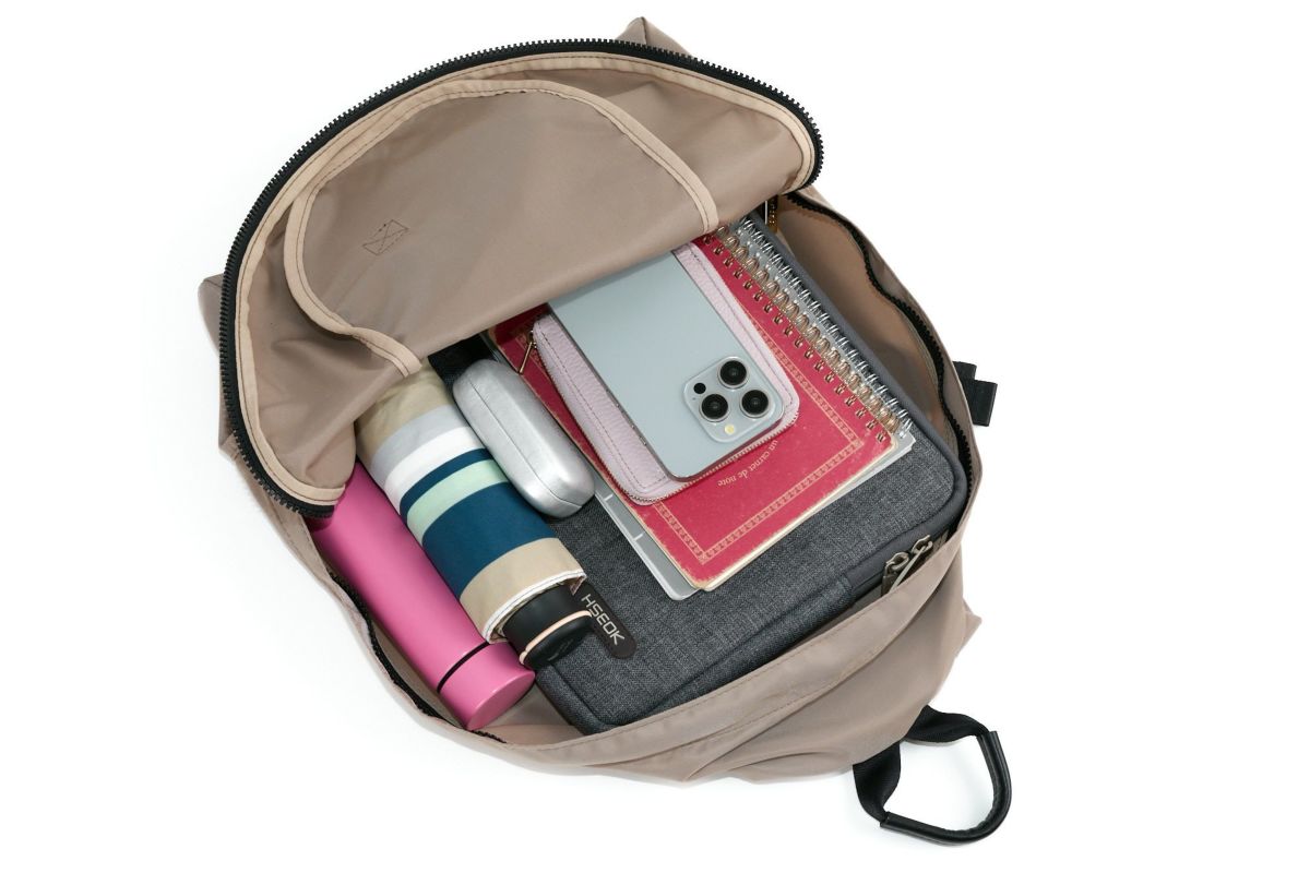 VIOLAd'ORO ヴィオラドーロ GINO ジーノ ナイロンバックパック V-2134