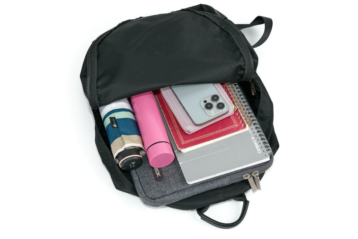 VIOLAd'ORO ヴィオラドーロ GINO ジーノ ナイロンバックパック V-2209