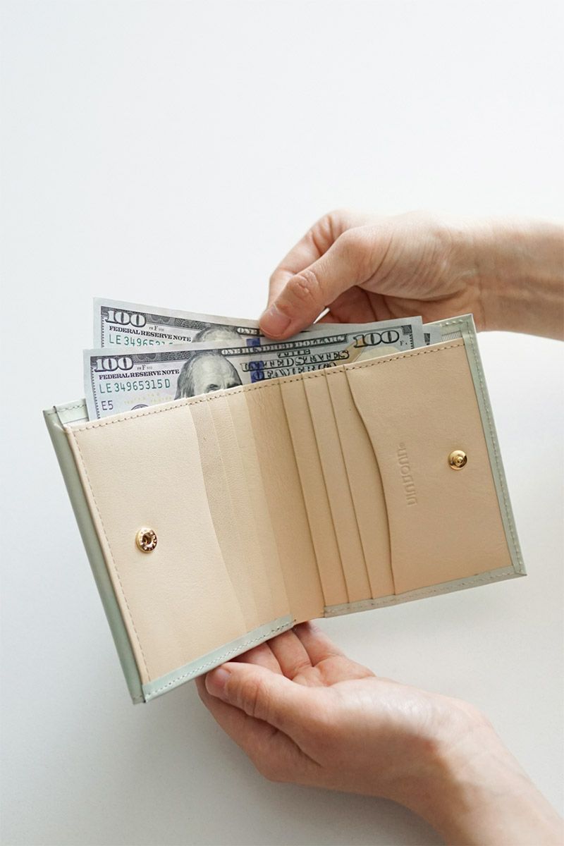 VIA DOAN ヴィア ドアン Dolce ドルチェ 小銭入れ付き二つ折り財布 249