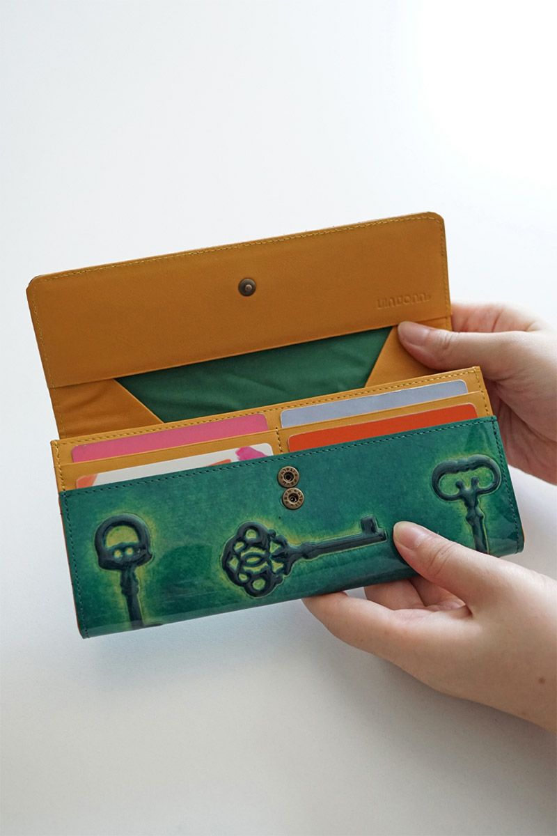 VIA DOAN ヴィア ドアン Retro レトロ 小銭入れ付き長財布 746