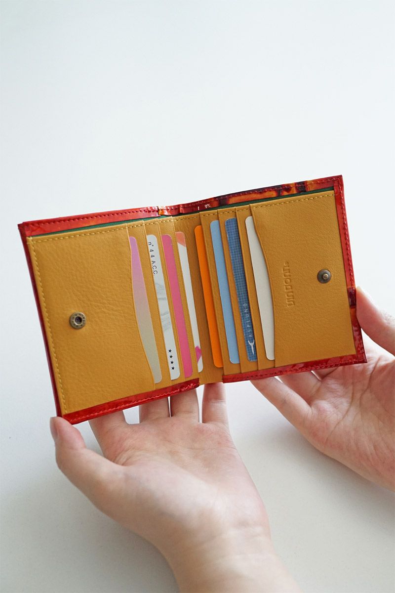 VIA DOAN ヴィア ドアン Retro レトロ 小銭入れ付き二つ折り財布 747