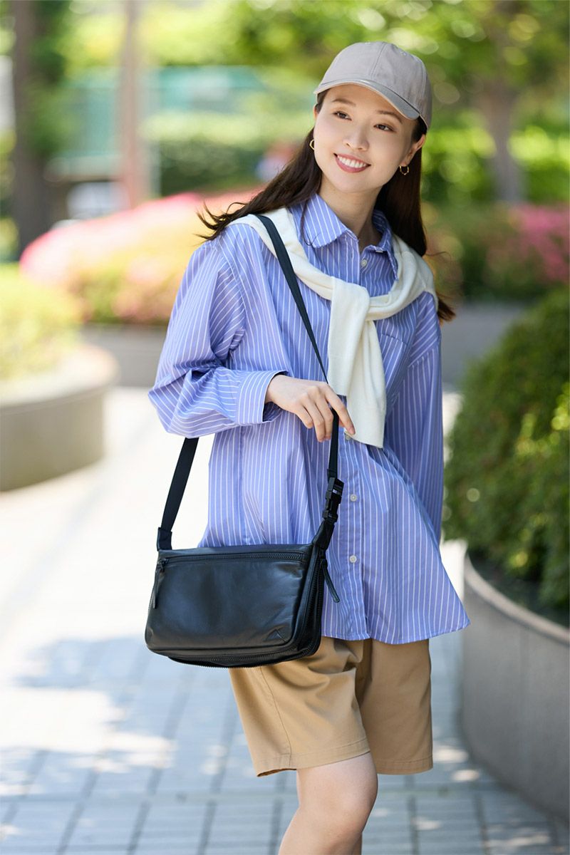 BAGGY'S ANNEX バギーズアネックス グロッシー 2WAYショルダーバッグ LZKM-1502