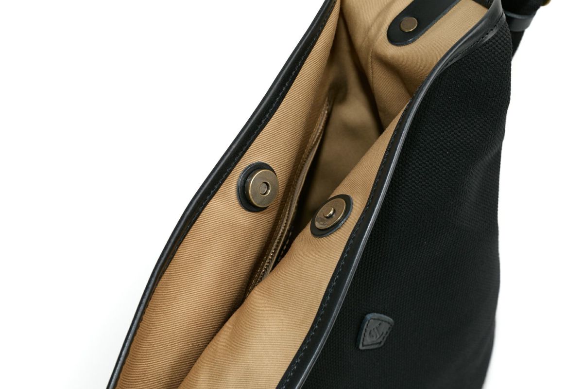 CLEDRAN クレドラン GRAN グラン ショルダーバッグ CR-CL3858