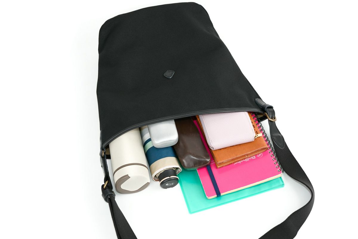 CLEDRAN クレドラン GRAN グラン ショルダーバッグ CR-CL3858