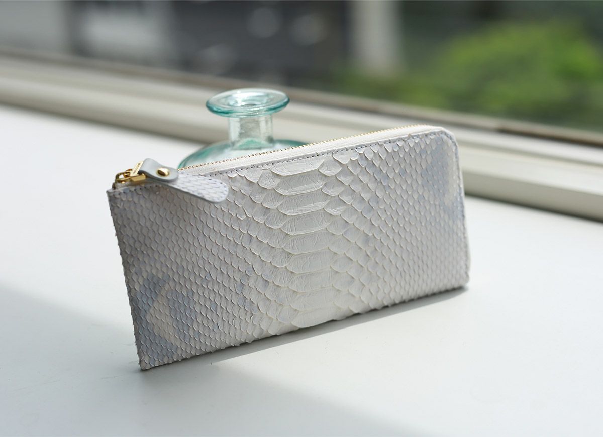 VIA DOAN ヴィア ドアン Bran python ブランパイソン 小銭入れ付き長財布（L字ファスナー式） 451