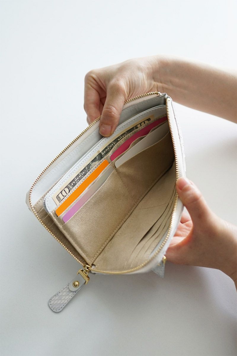 VIA DOAN ヴィア ドアン Bran python ブランパイソン 小銭入れ付き長財布（L字ファスナー式） 451