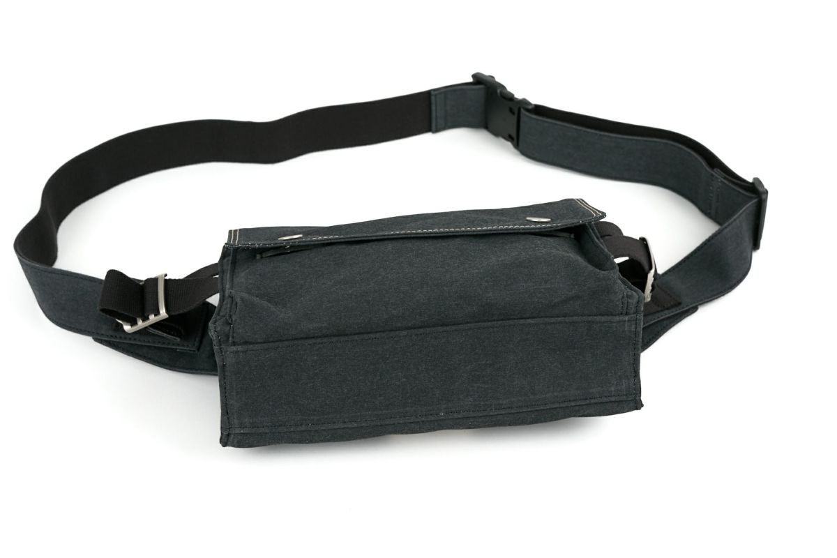 BAGGY PORT バギーポート シェルターダック フラップボディバッグ INS-605