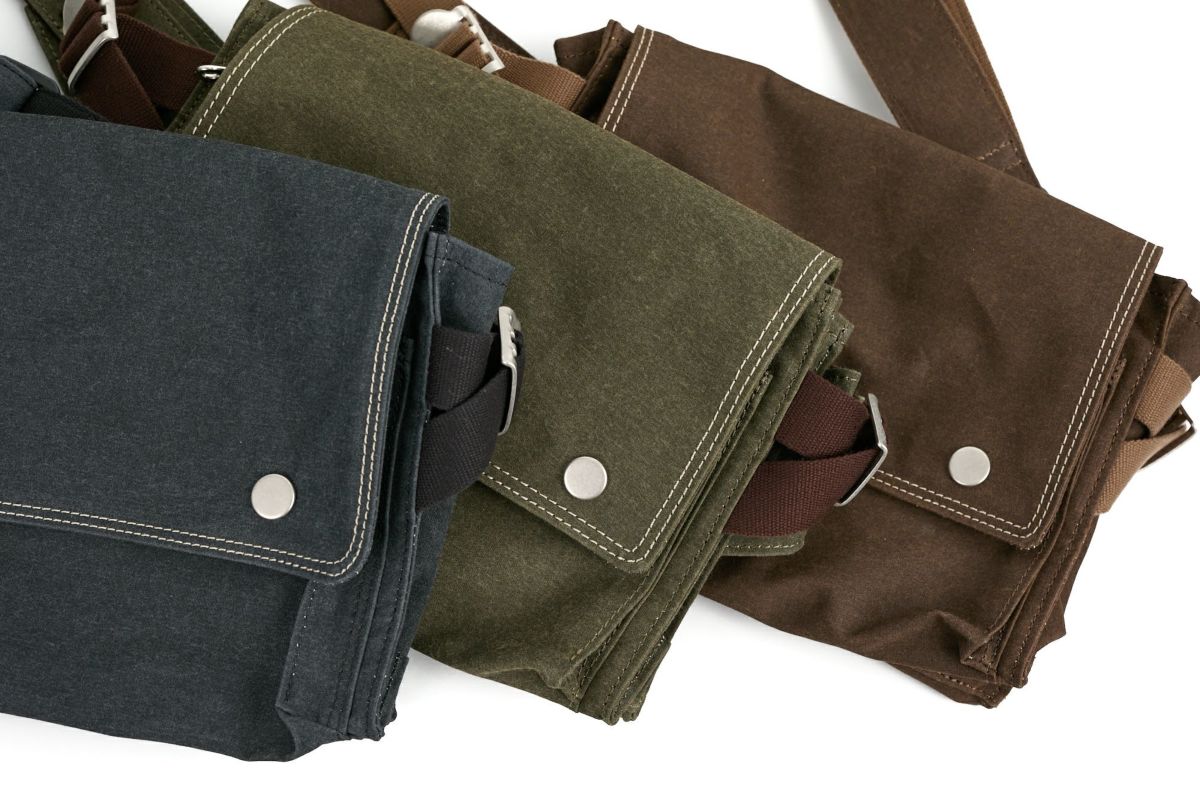 BAGGY PORT バギーポート シェルターダック フラップボディバッグ INS-605