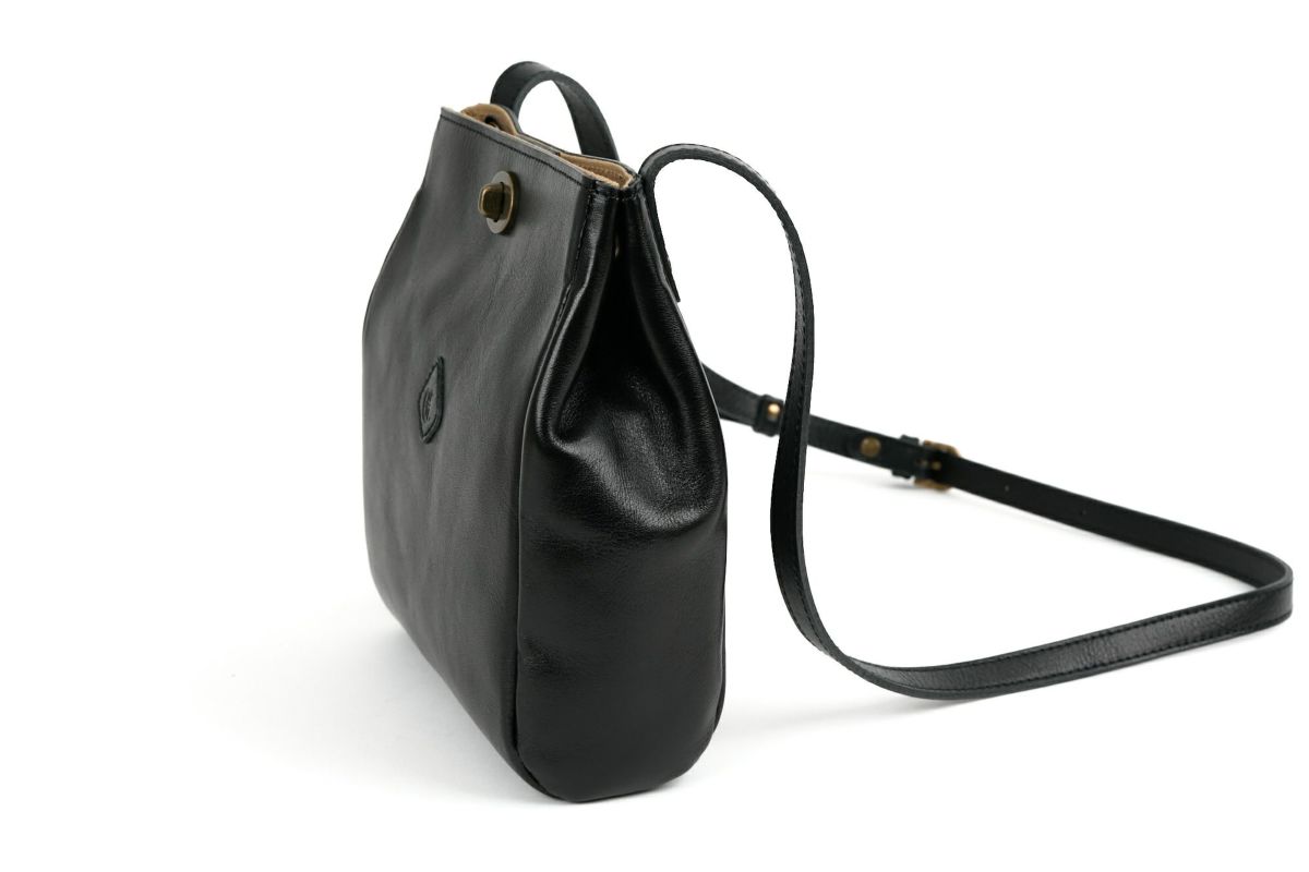 CLEDRAN クレドラン SAINTE サンテ ショルダーバッグ CR-CL3854