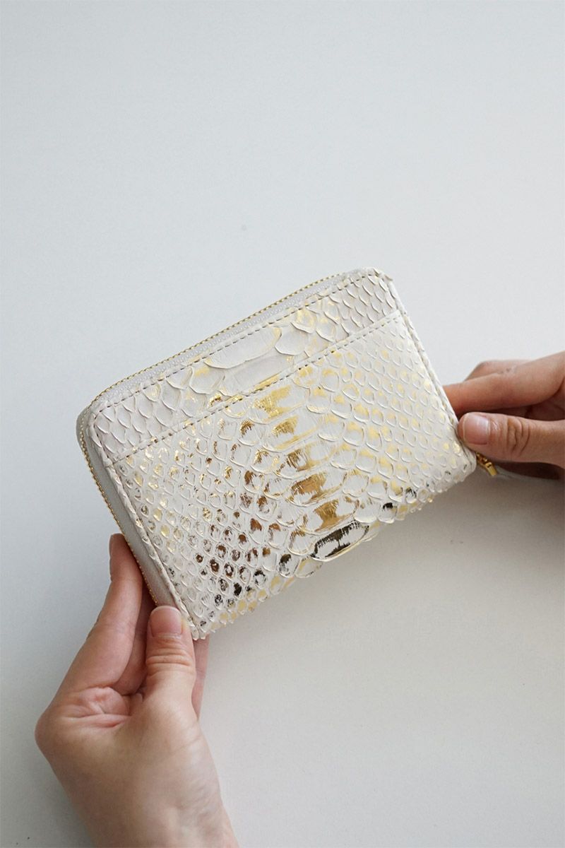 VIA DOAN ヴィア ドアン Doree ドーレ 小銭入れ付き財布（ラウンドファスナー式 ） 694