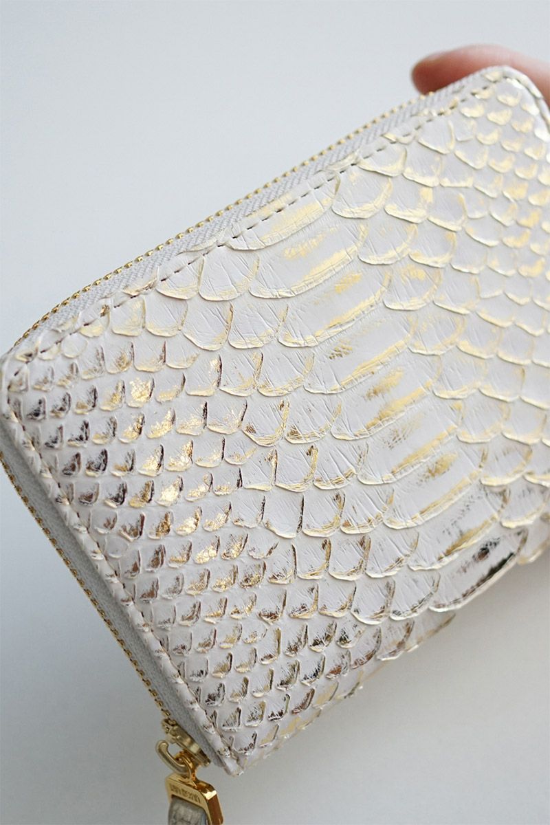 VIA DOAN ヴィア ドアン Doree ドーレ 小銭入れ付き財布（ラウンドファスナー式 ） 694