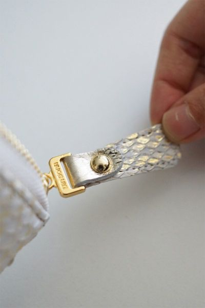 VIA DOAN ヴィア ドアン Doree ドーレ 小銭入れ付き財布（ラウンドファスナー式 ） 694
