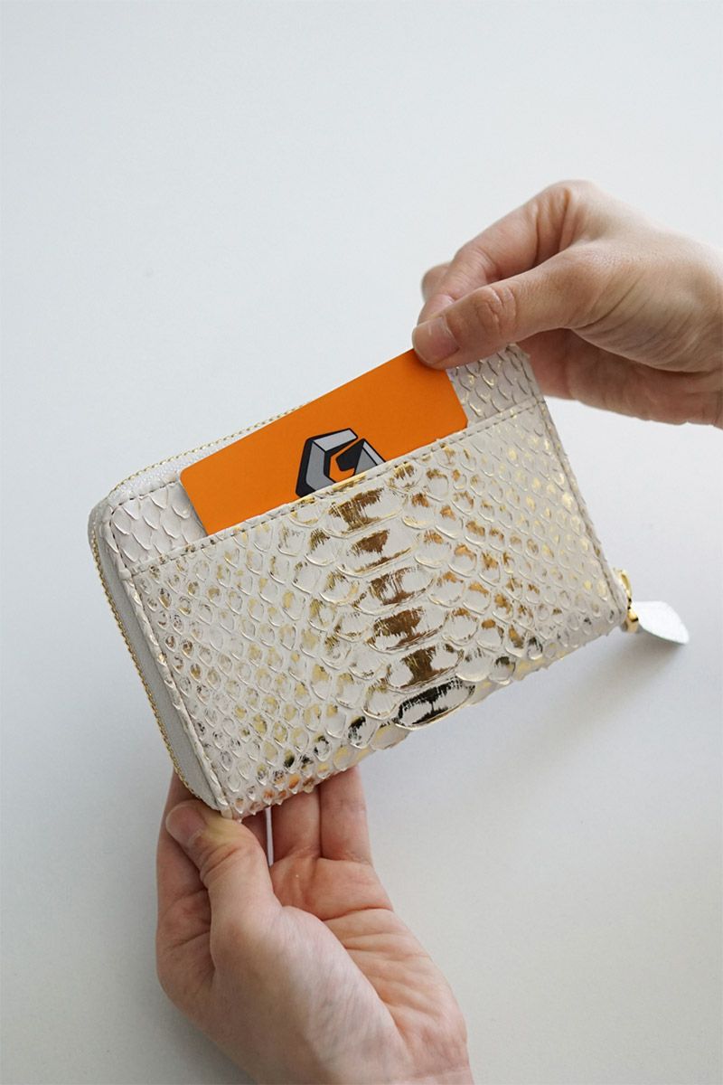 VIA DOAN ヴィア ドアン Doree ドーレ 小銭入れ付き財布（ラウンドファスナー式 ） 694