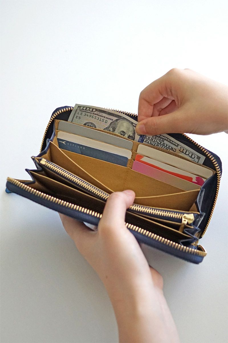 VIA DOAN ヴィア ドアン Large croco ラージクロコ 小銭入れ付き長財布（ラウンドファスナー式 ） 966