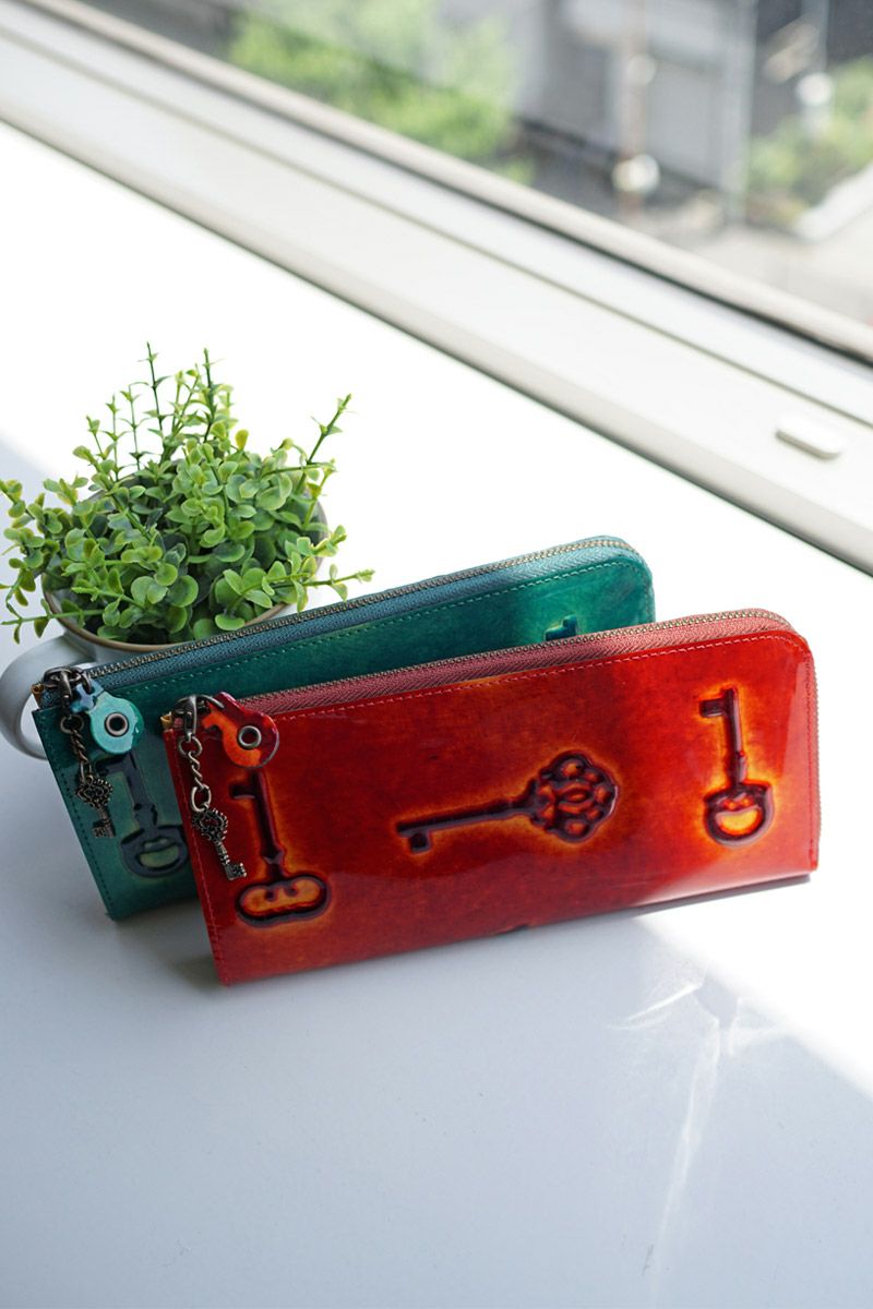 VIA DOAN ヴィア ドアン Retro レトロ 小銭入れ付き長財布（L字ファスナー式） 731