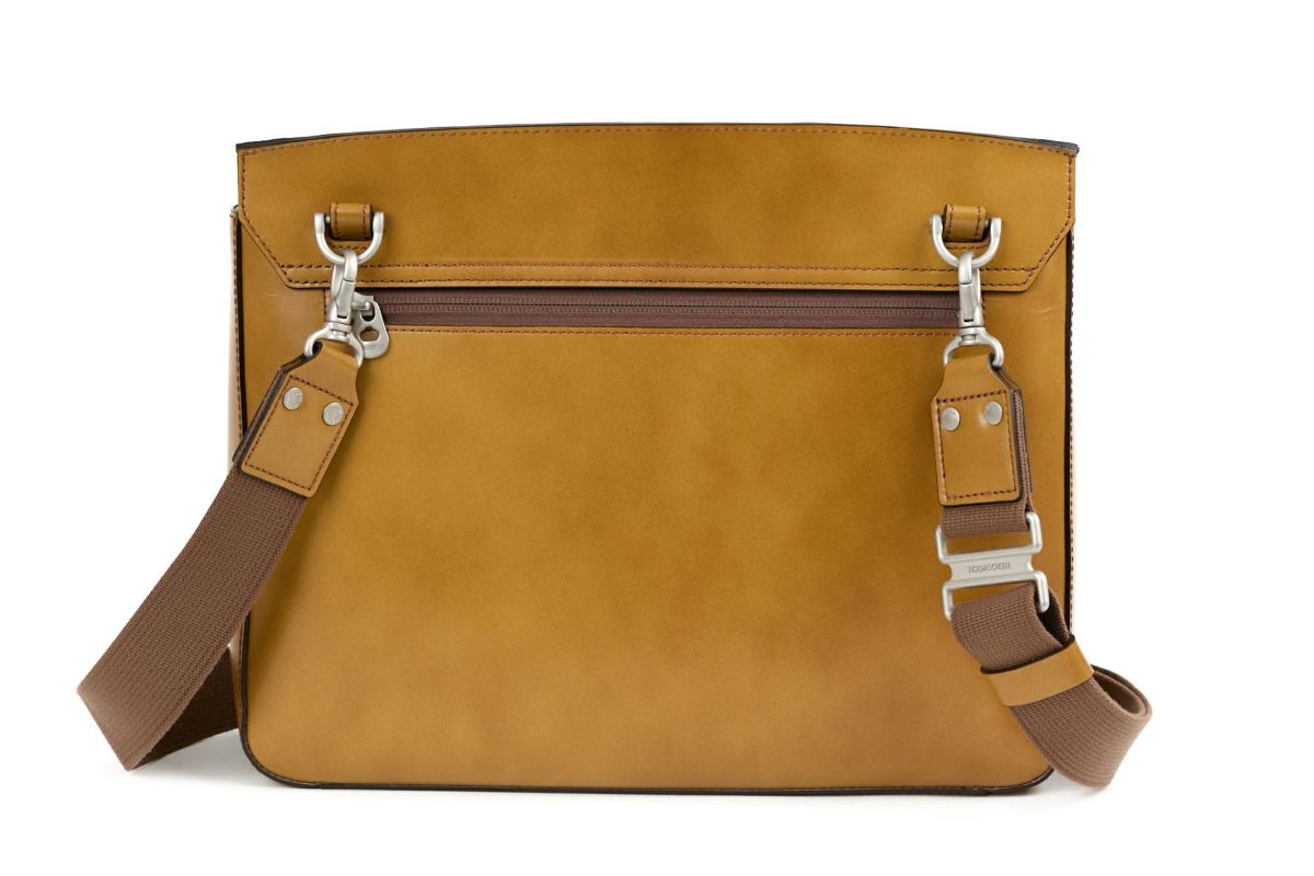 HERGOPOCH エルゴポック 06 Series 06シリーズ ワキシングレザー フラップショルダーバッグ 06N-FS