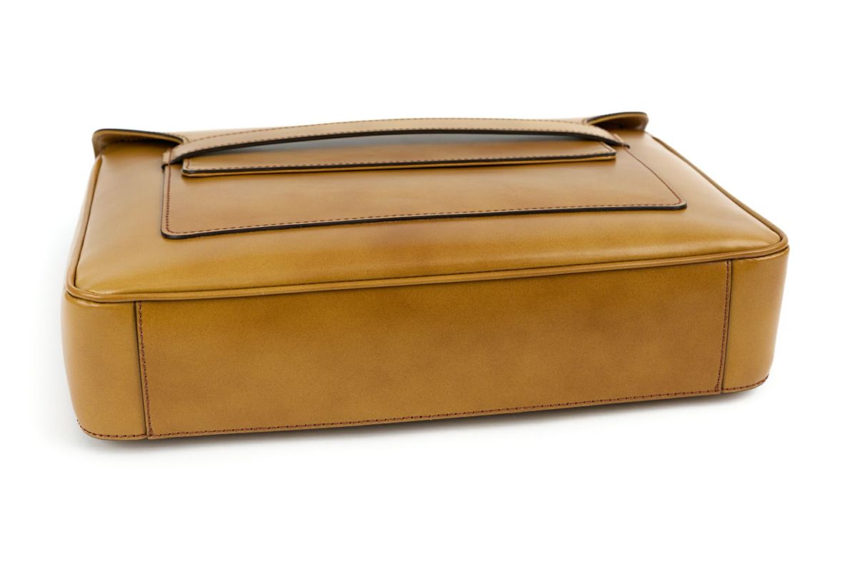 HERGOPOCH エルゴポック 06 Series 06シリーズ ワキシングレザー フラップショルダーバッグ 06N-FS