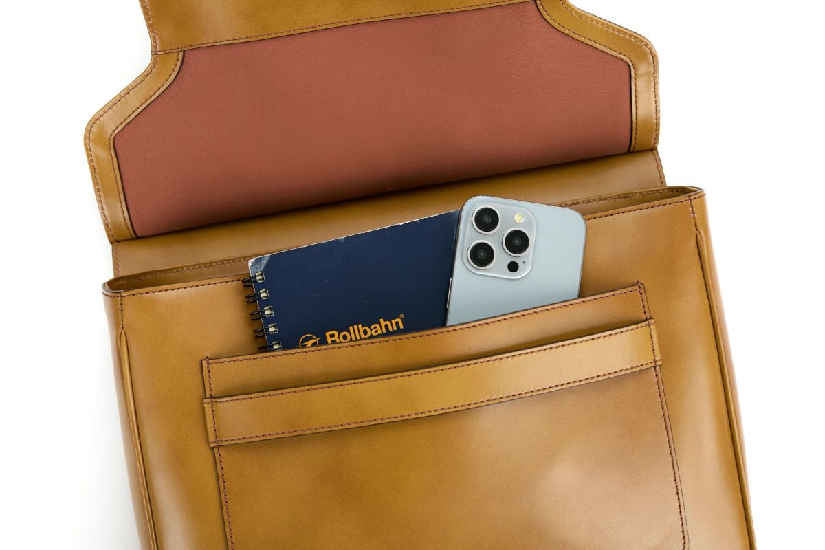 HERGOPOCH エルゴポック 06 Series 06シリーズ ワキシングレザー フラップショルダーバッグ 06N-FS