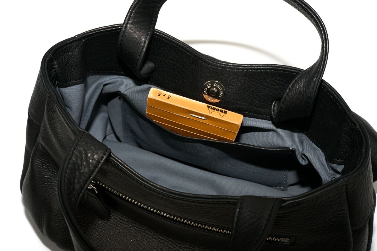 VIA DOAN ヴィア ドアン Zilda ジルダ 手さげバッグ 7776