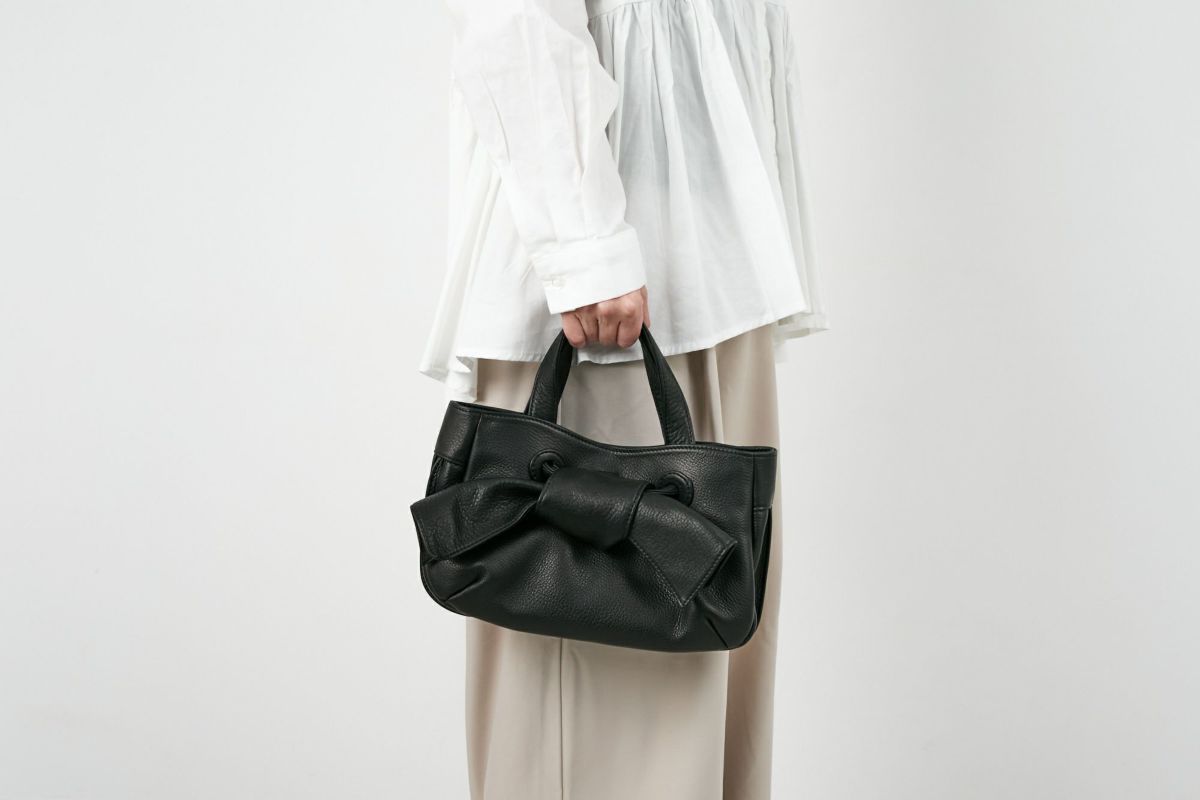 VIA DOAN ヴィア ドアン Zilda ジルダ 手さげバッグ 7776